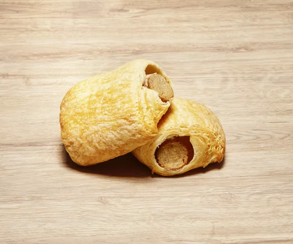 Mini worstenbroodje schilferdeeg gehakt