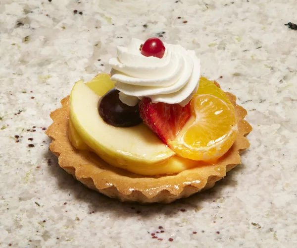 Croûte fruit slagroom