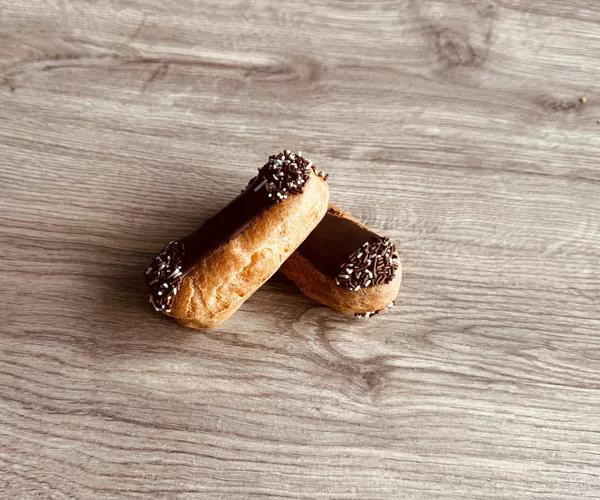 Mini eclair